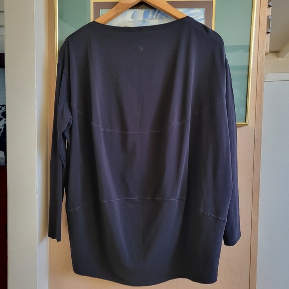 lululemon Black Long Sleeve Top - Picture 5 of 5